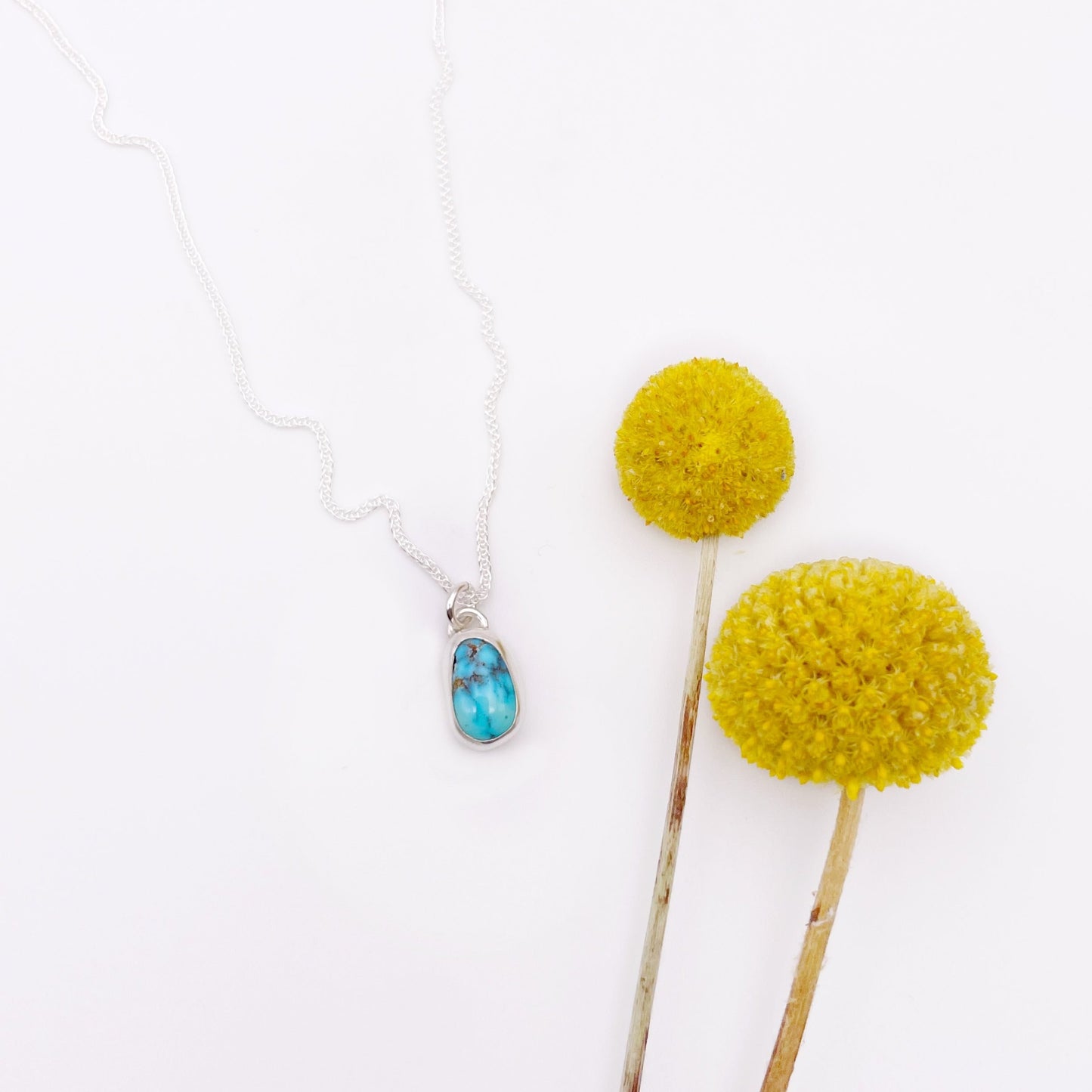 Dainty Fox Turquoise Necklace No. 03