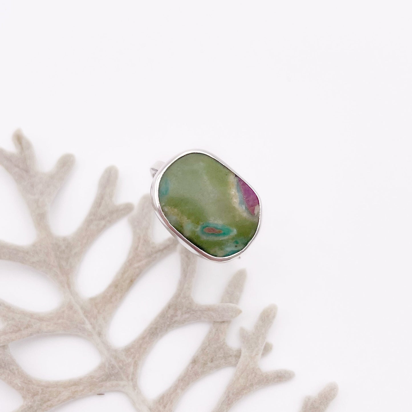 Mini Ruby in Fuchsite Ring No. 09 | Size 10.5
