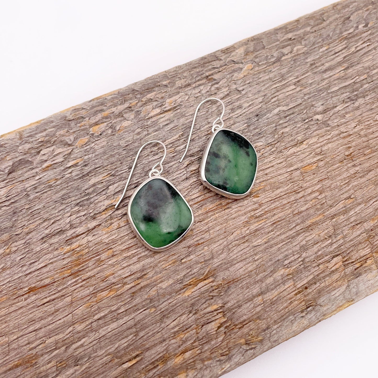 Zoisite Dangle Earring No. 02