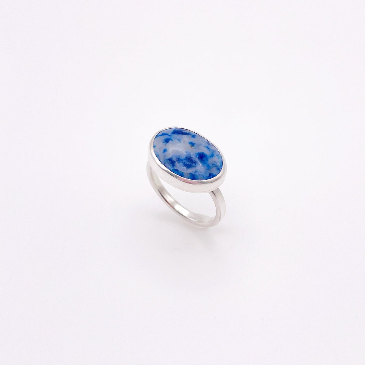 Denim Lapis Lazuli Oval Statement Ring No. 04 | Size 6.5