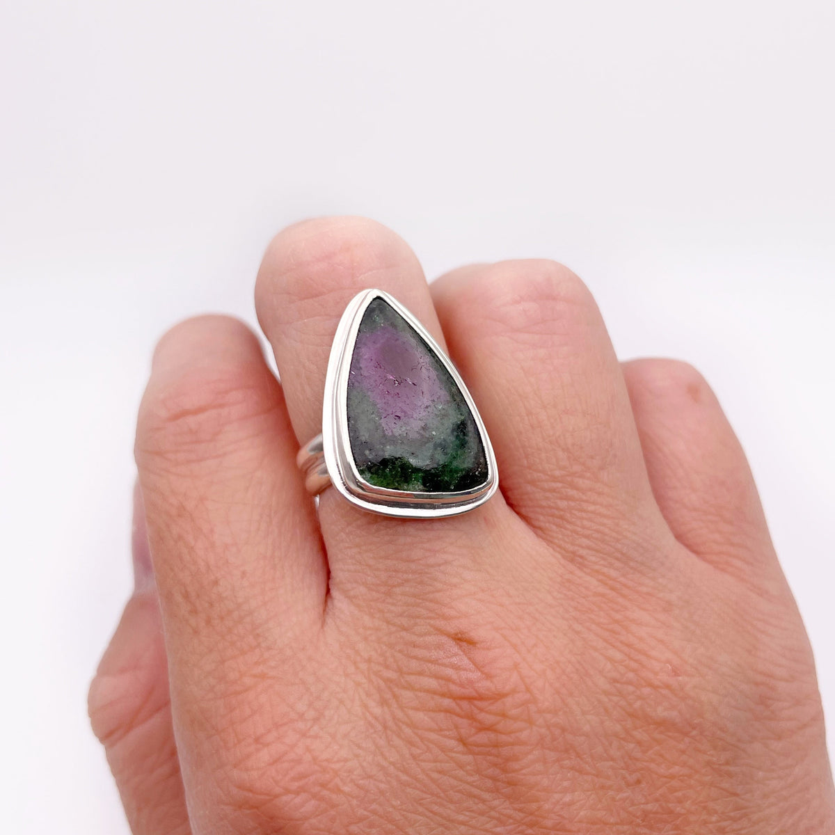 Ruby in Zoisite Ring No. 01 | Size 7.5