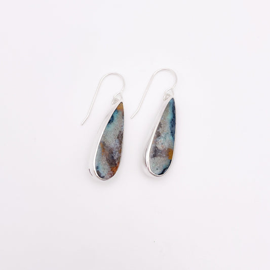 Gem Silica Dangle Earring No. 04