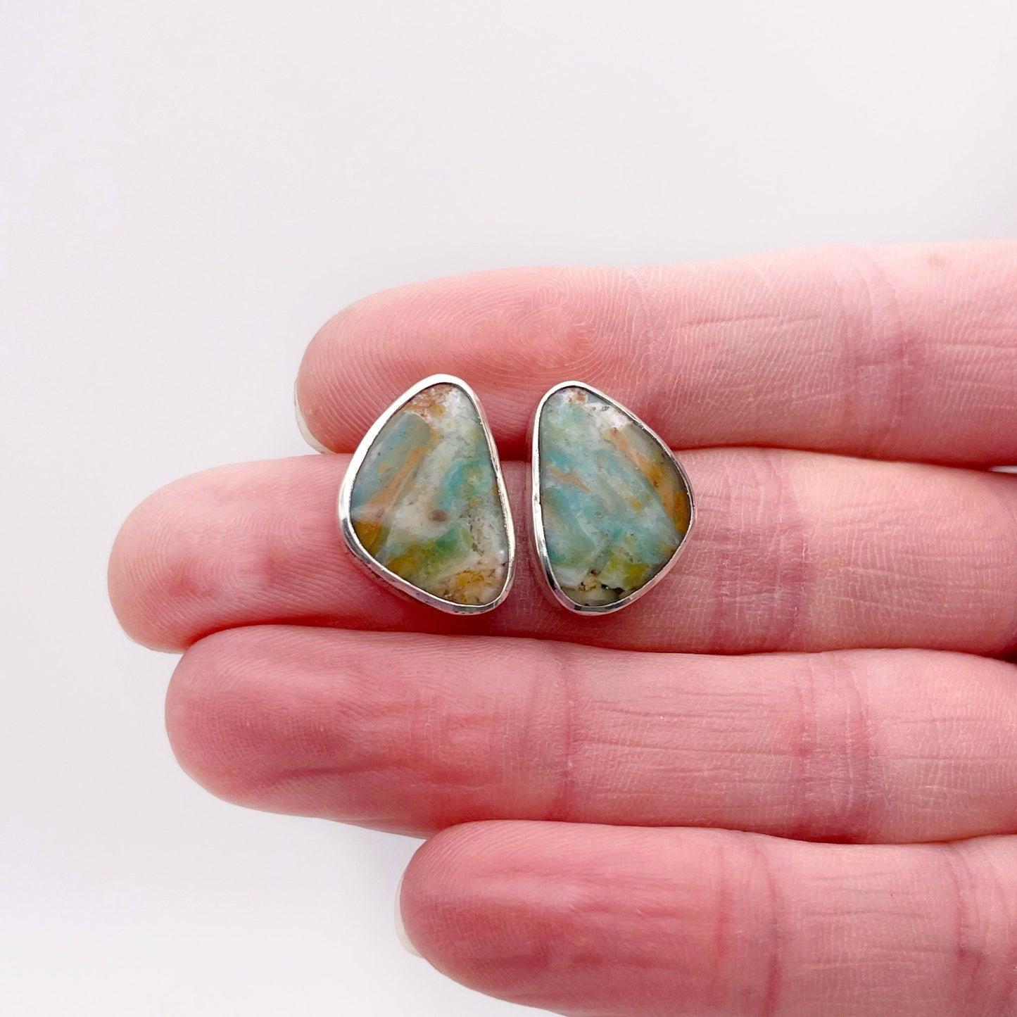 Peruvian Opal Stud Earring No. 08