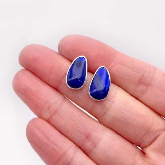 Lapis Lazuli Stud Earring No. 01