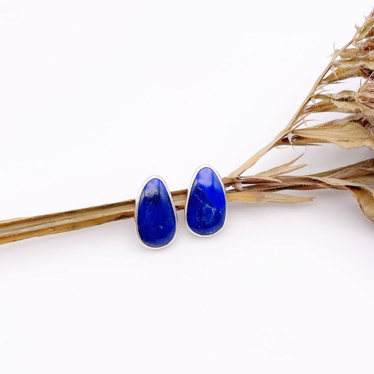 Lapis Lazuli Stud Earring No. 02