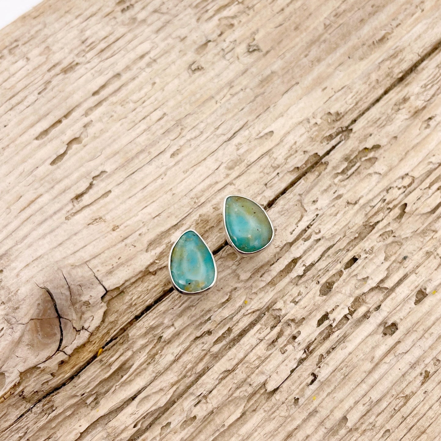 Peruvian Opal Stud Earring No. 04