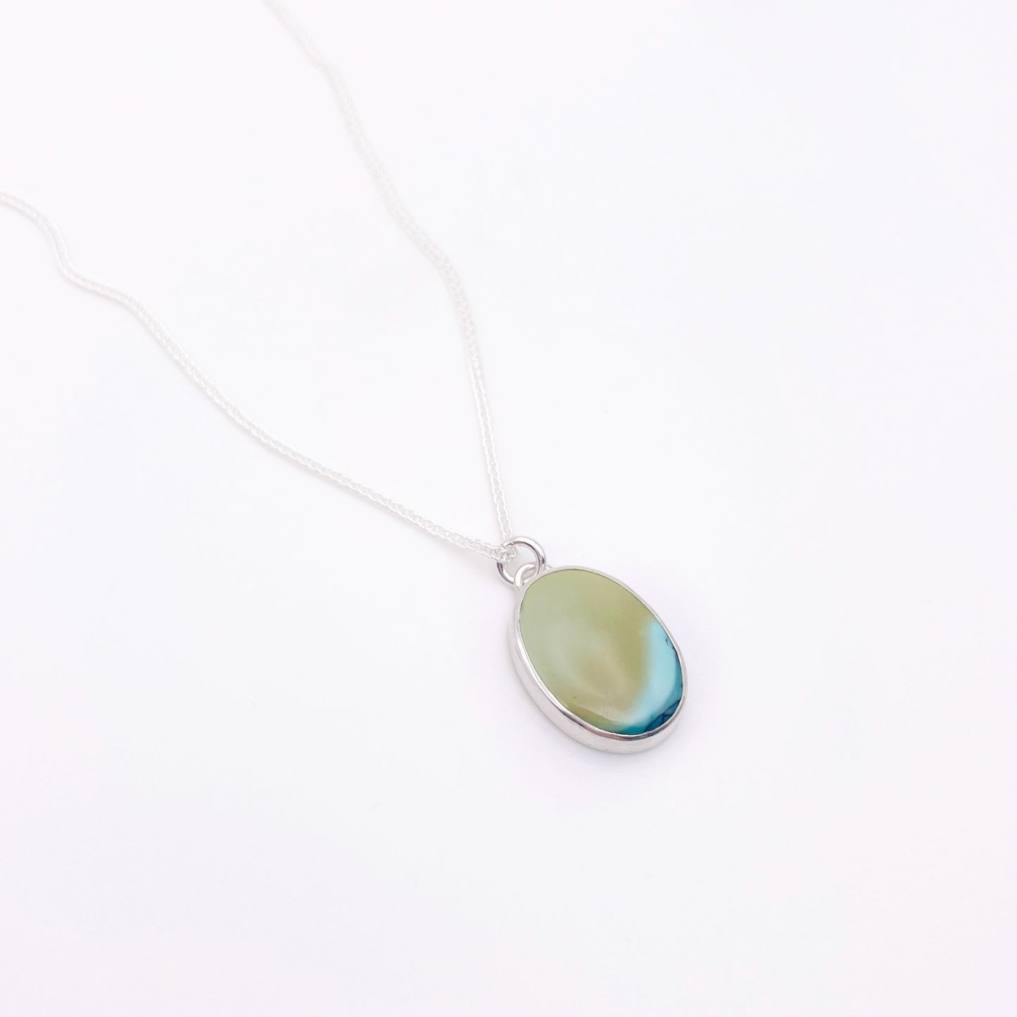 Oval Turquoise Necklace No. 05