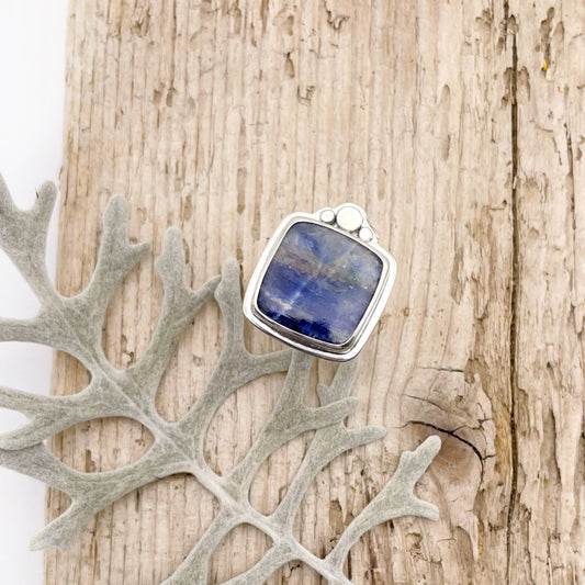 Stormy Skies Sodalite Ring | Size 6