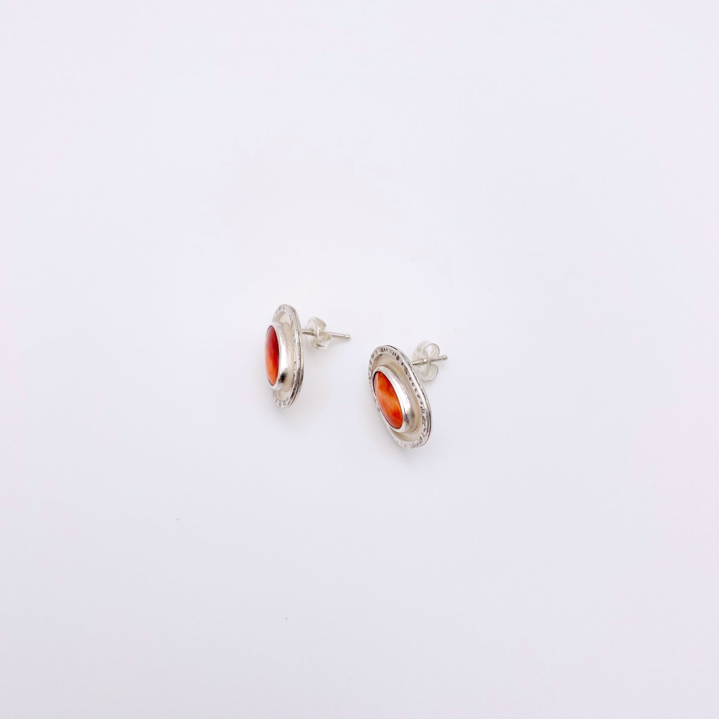 Spiny Oyster Stud Earring