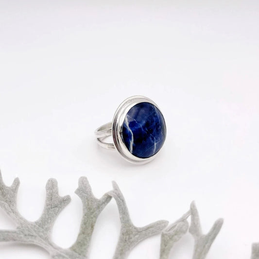 Round Sodalite Ring | Size 7