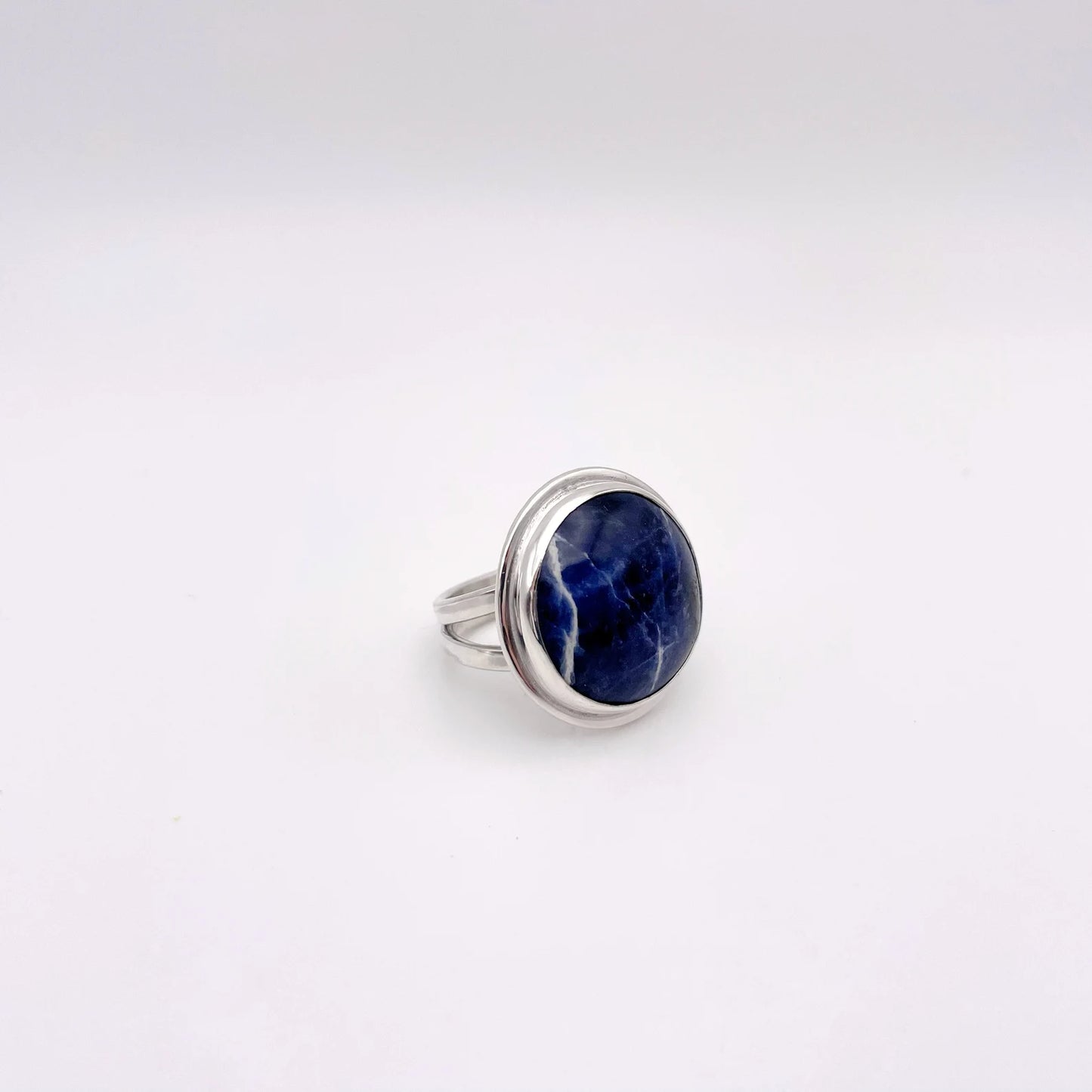 Round Sodalite Ring | Size 7